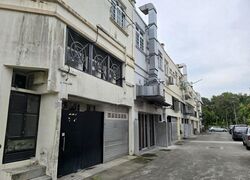 Upper Thomson Road (D26), Shop House #604860181